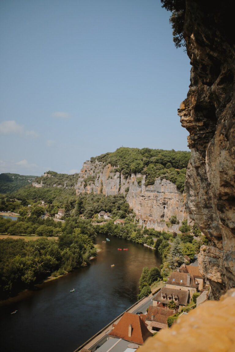 CDF542B4-74A6-4FE1-BEF8-673514588E6A