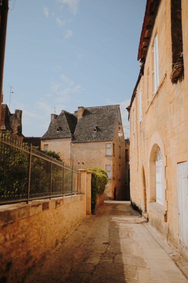 F1E45B96-88D2-418E-8408-DE05CA70D796